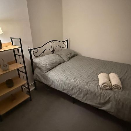 Cosy Victorian Guest Room London Exteriör bild